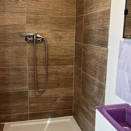 Top4 Single Zimmer Mit Eigenem Bad Enns Exterior photo